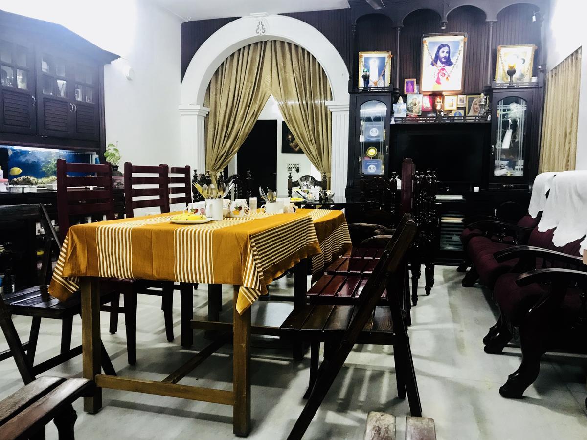 Bastian Homestay Kochi Exterior foto